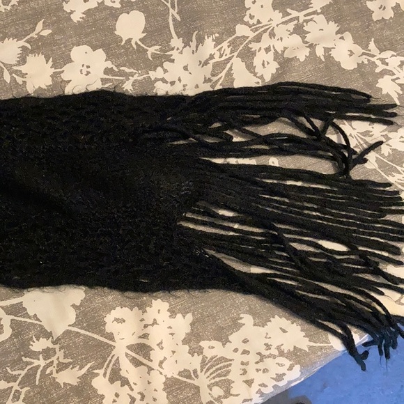 Vintage 2000s Fancy Scarf - Picture 6 of 6